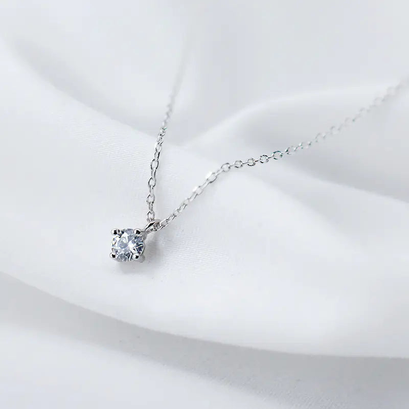 S925 Silver Simple Diamond Clavicle Necklace for Women