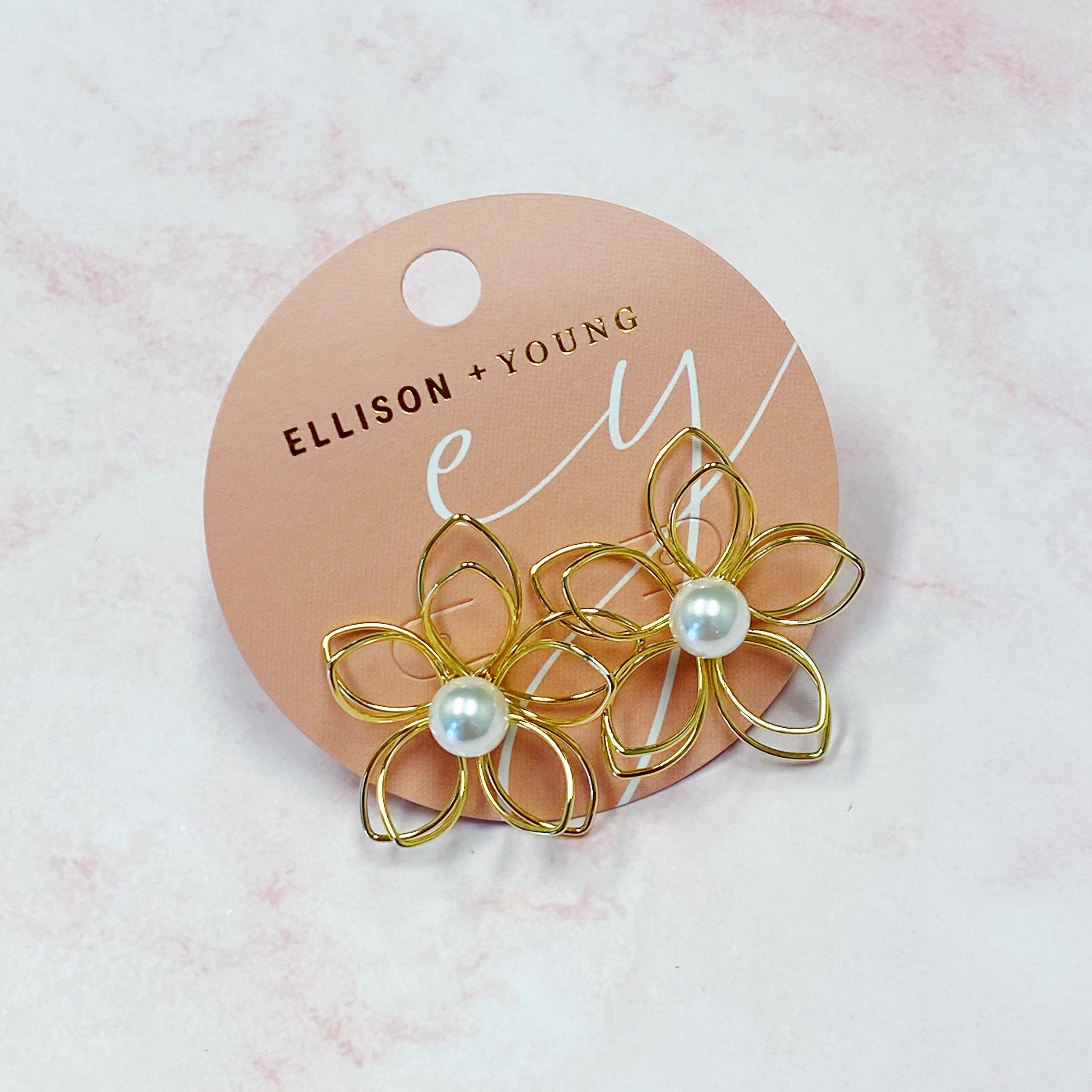 Flower Art With Pearl Stud Earrings