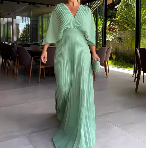 Classic Maglem Dress with Pleated Design (One Piece)