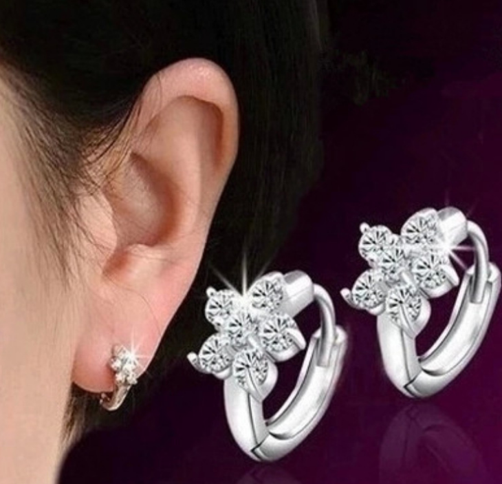 Cute Snowflake Ear Cuffs and Earrings
